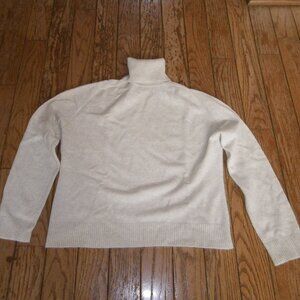 Women’s 100% Cashmere Turtleneck Sweater